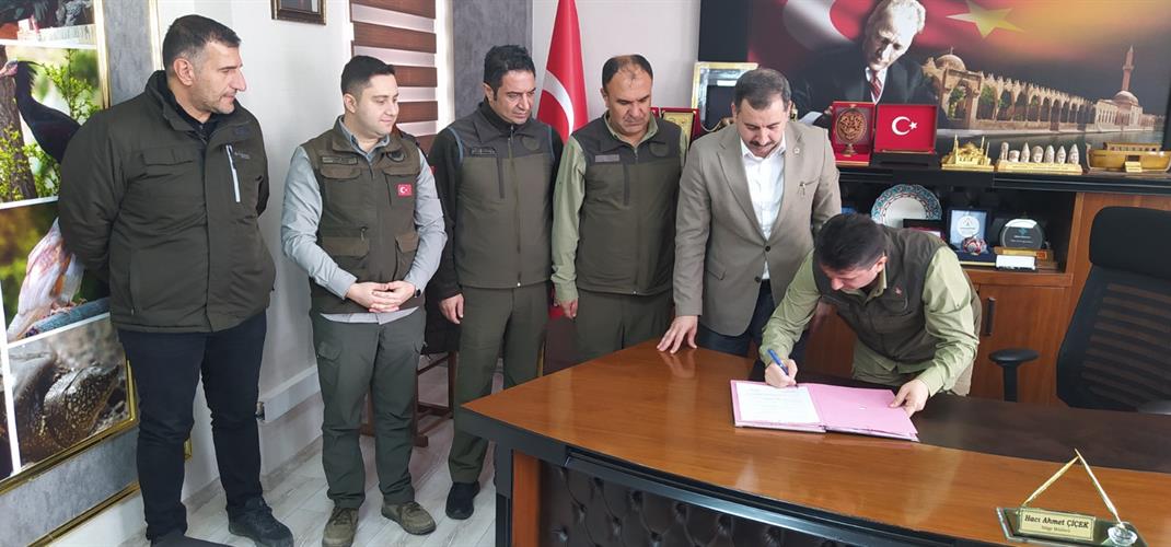 Bölge Müdürümüz Hacı Ahmet ÇİÇEK ve Karaköprü Belediye Başkanı Metin BAYDİLLİ iş birliği protokolü imzalandı.